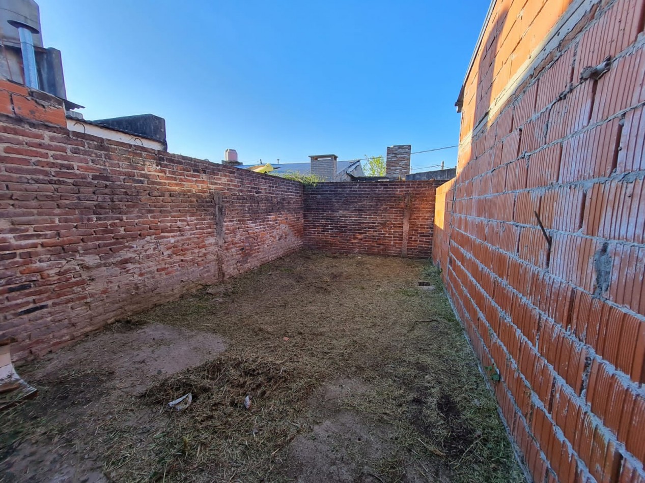 IDEAL INVERSIONISTA  2 LOCALES COMERCIALES 