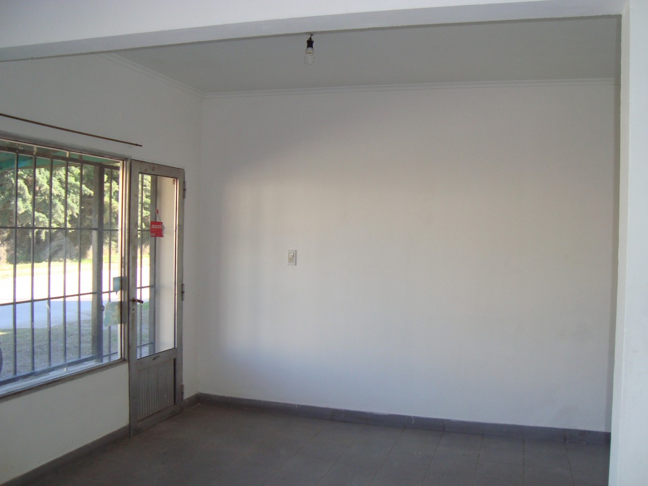 IDEAL INVERSIONISTA  2 LOCALES COMERCIALES 