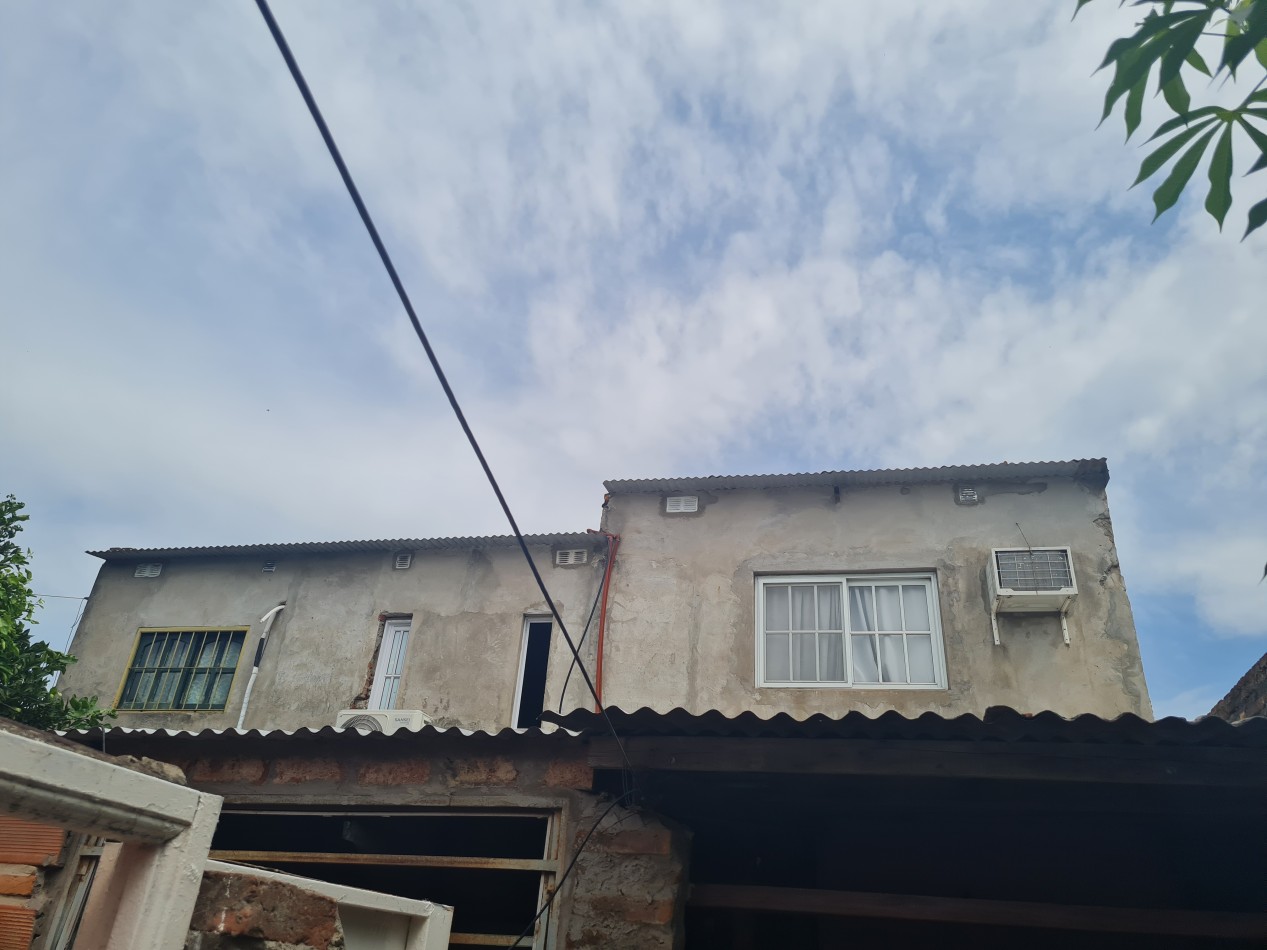 CASA INTERNA 2 PLANTAS 
