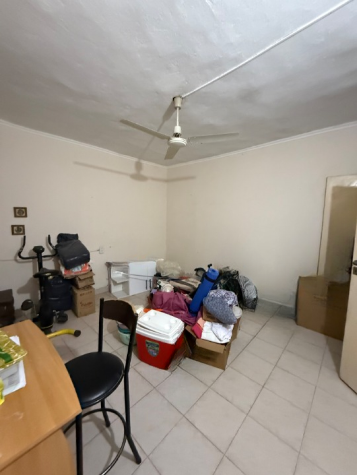 CASA CON AMPLIO TERRENO Y COCHERA DOBLE APTA A CREDITO HIPOTECARIO