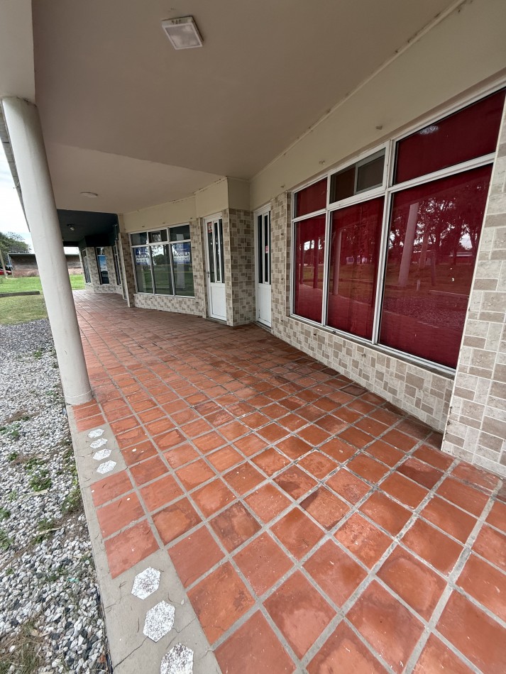 COMPLEJO COMERCIAL SOBRE RUTA N° 1 - KM 72, CAYASTA, SANTA FE