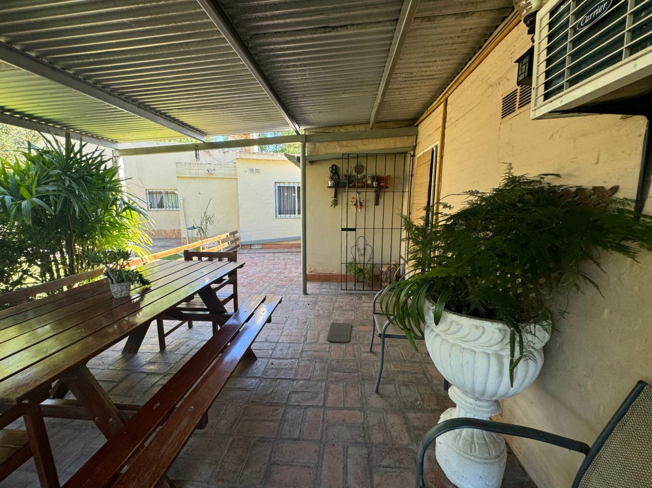 CASA CON GRAN PARQUIZADO ZONA SUR SANTO TOME 