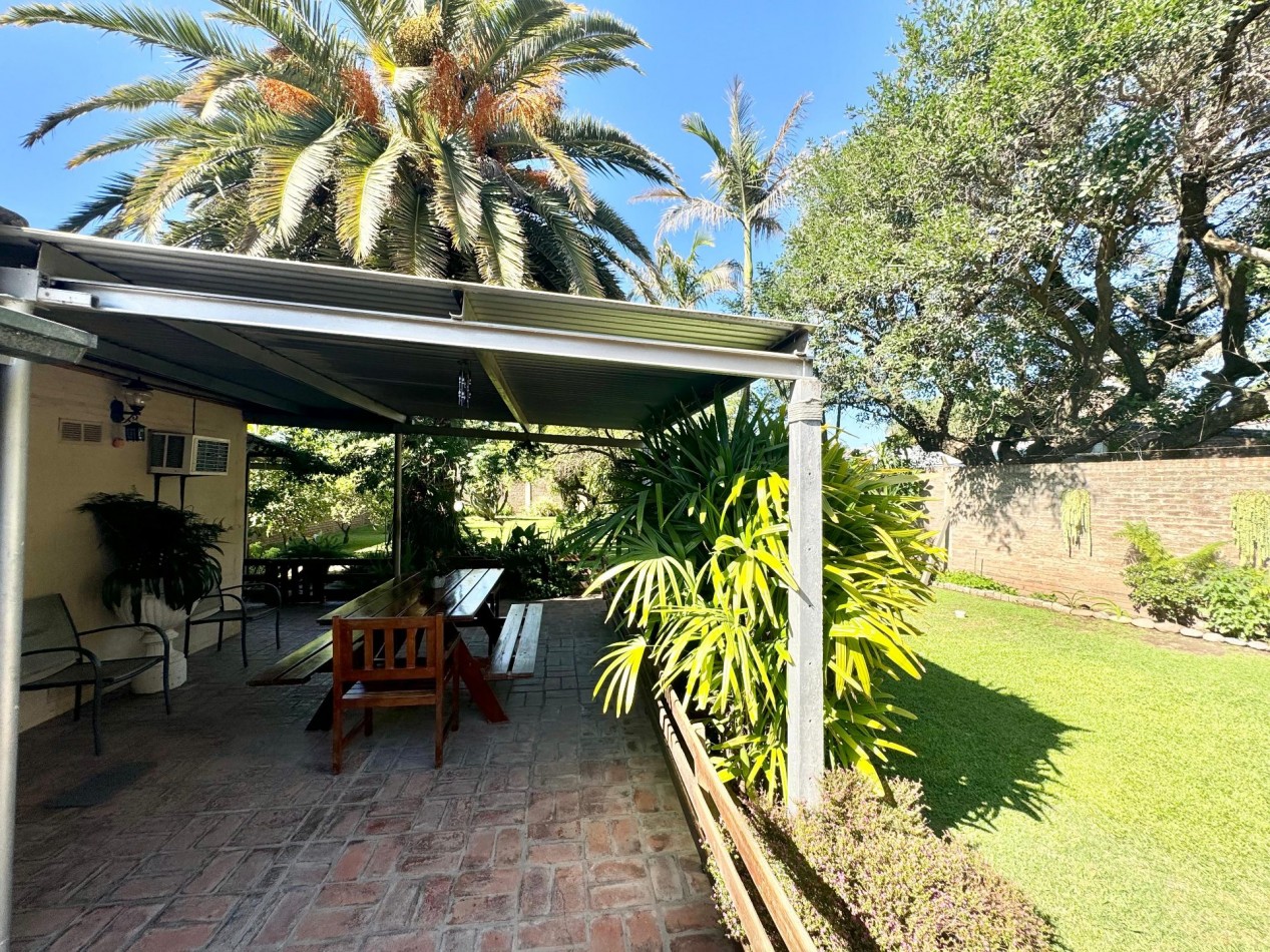 CASA CON GRAN PARQUIZADO ZONA SUR SANTO TOME 