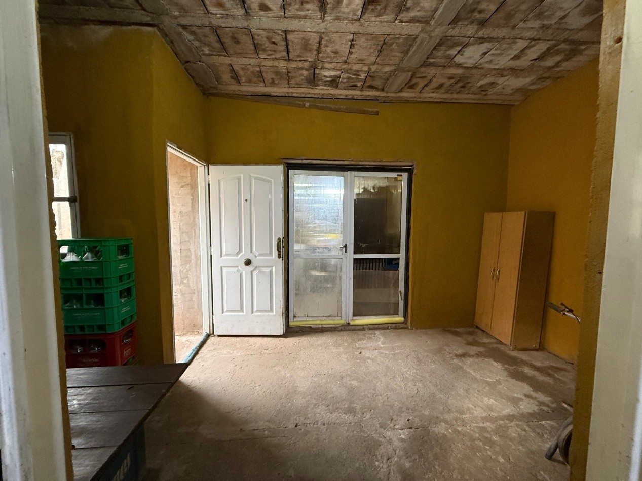 CASA CON FONDO DE COMERCIO DESPENSA