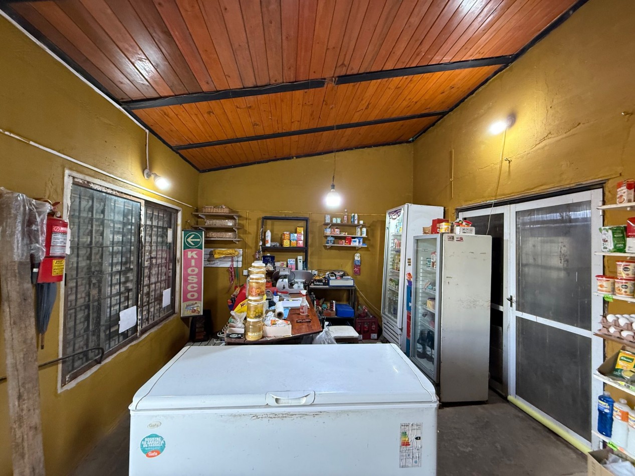 CASA CON FONDO DE COMERCIO DESPENSA