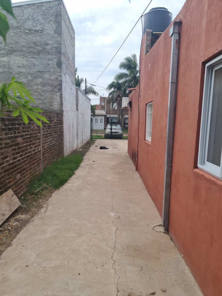 CASA INTERNA 2 PLANTAS 