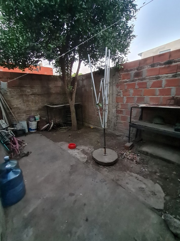 CASA INTERNA 2 PLANTAS 