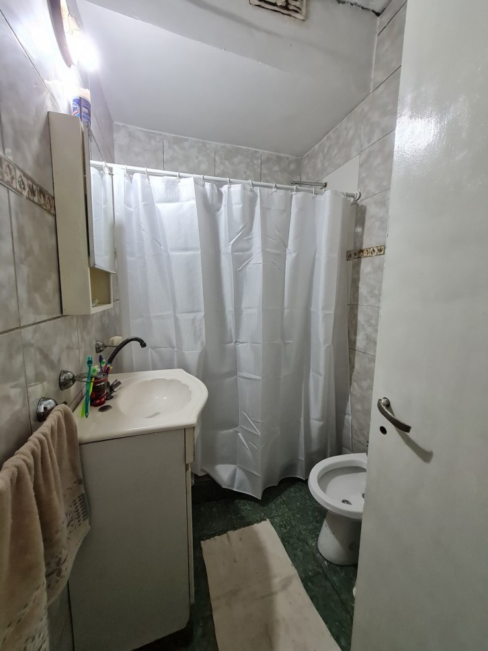 CASA INTERNA 2 PLANTAS 