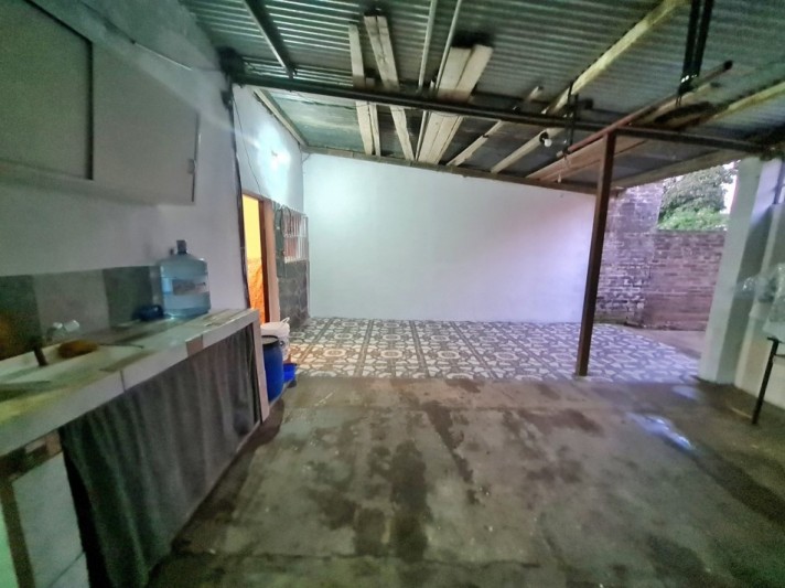 CASA INTERNA 2 PLANTAS 