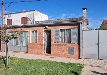 CASA 3 DORMITORIOS C/ AMPLIO TERRENO